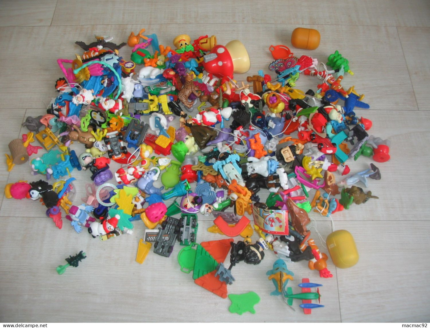 Gros Lot De KINDER - Environ 150  *** EN ACHAT IMMEDIAT *** - Komplettsets