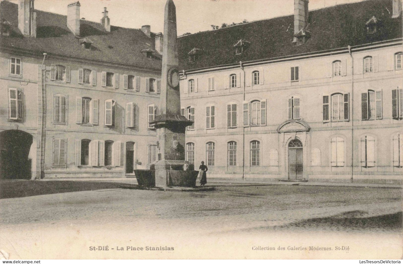 FRANCE - Saint-Dié - La Place Stanislas - Carte Postale Ancienne - Saint Die