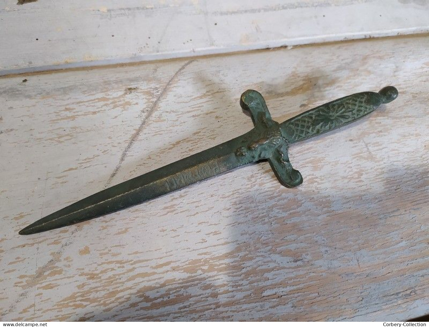 Ancien Ouvre Lettre Bronze Forme Dague Tête De Bouc Pompéi Bacchus - Brieföffner