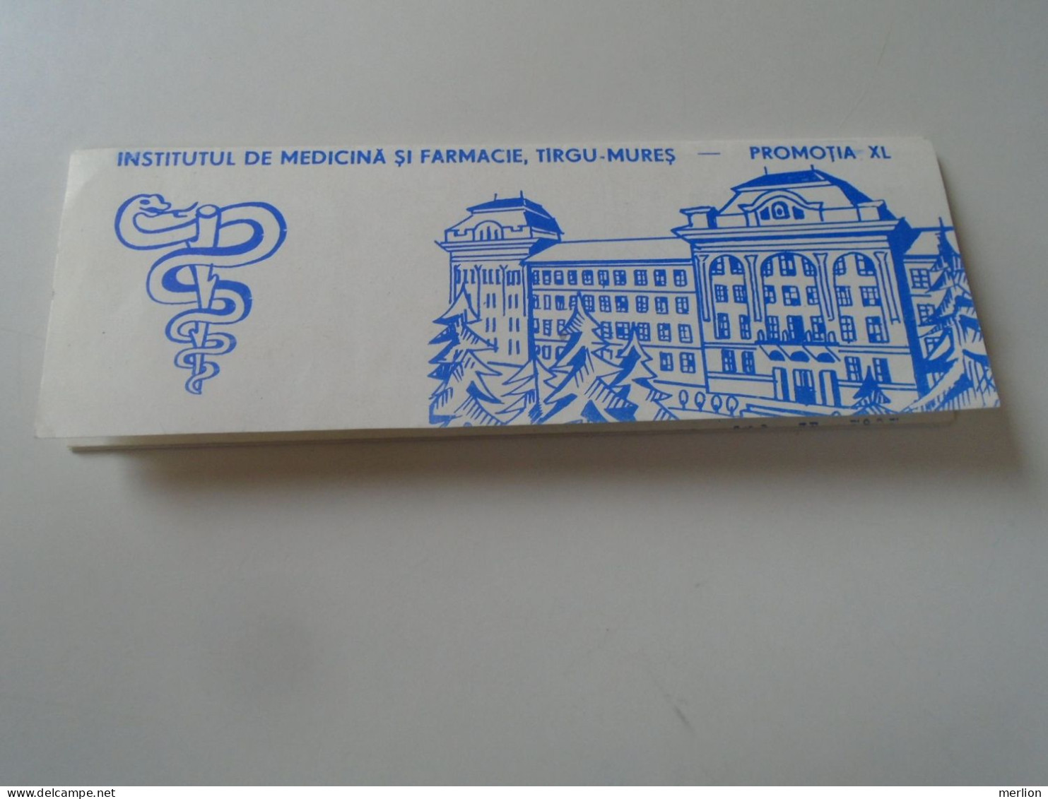 D199221  Romania  Institutul De Medicina Si Farmacie  Tirgu Mures -  Graduation Invitation 1989 - Diplômes & Bulletins Scolaires