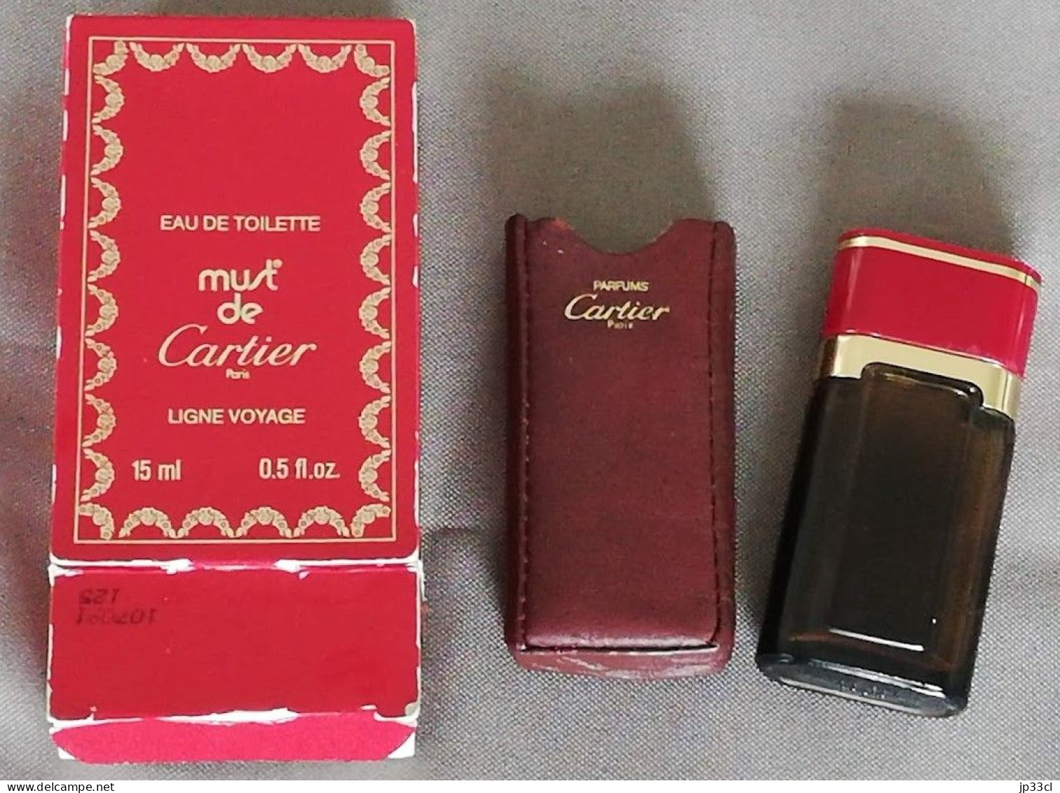 Eau De Toilette "Must De Cartier" (Paris, 15 Ml) Flacon à Moitié Vide - Miniatures Femmes (avec Boite)