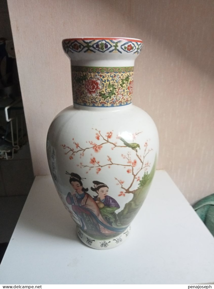 Vase Ancien Asiatique Hauteur 32 Cm Diamètre 17 Cm - Jarrones