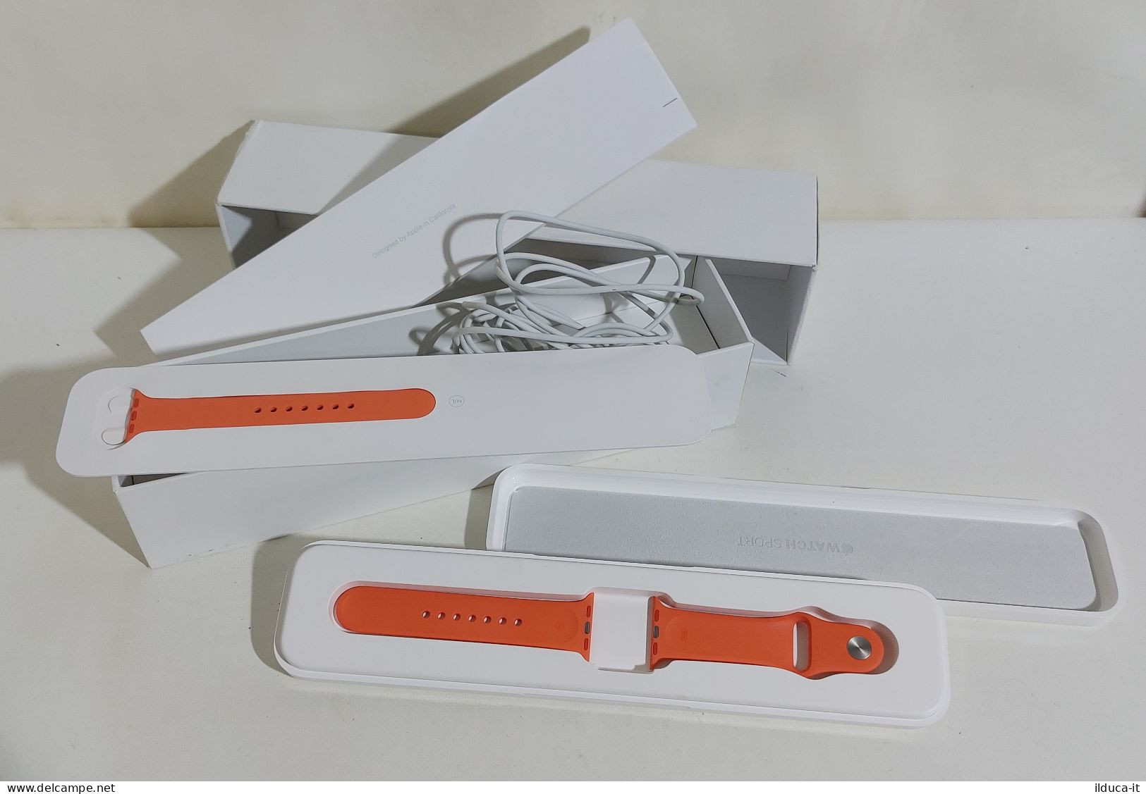 50050 Scatola / Box Apple Watch Sport 38 Mm A1553 + Cinturino Arancio - 2015 - Telephony