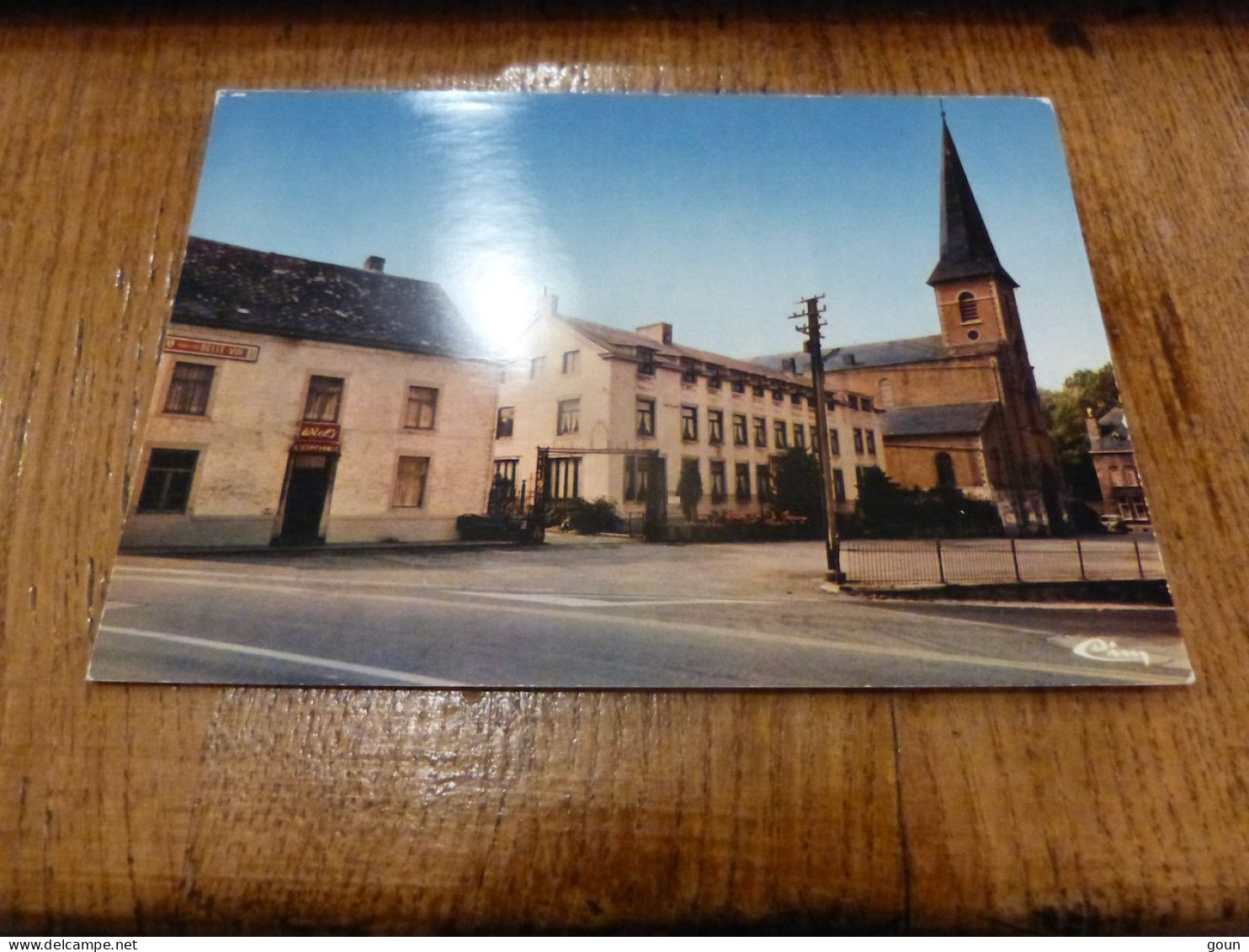 BC14-45 Cpa Florennes Morialmé Eglise Et Café Notre Maison Pub Gueuze Belle Vue - Florennes