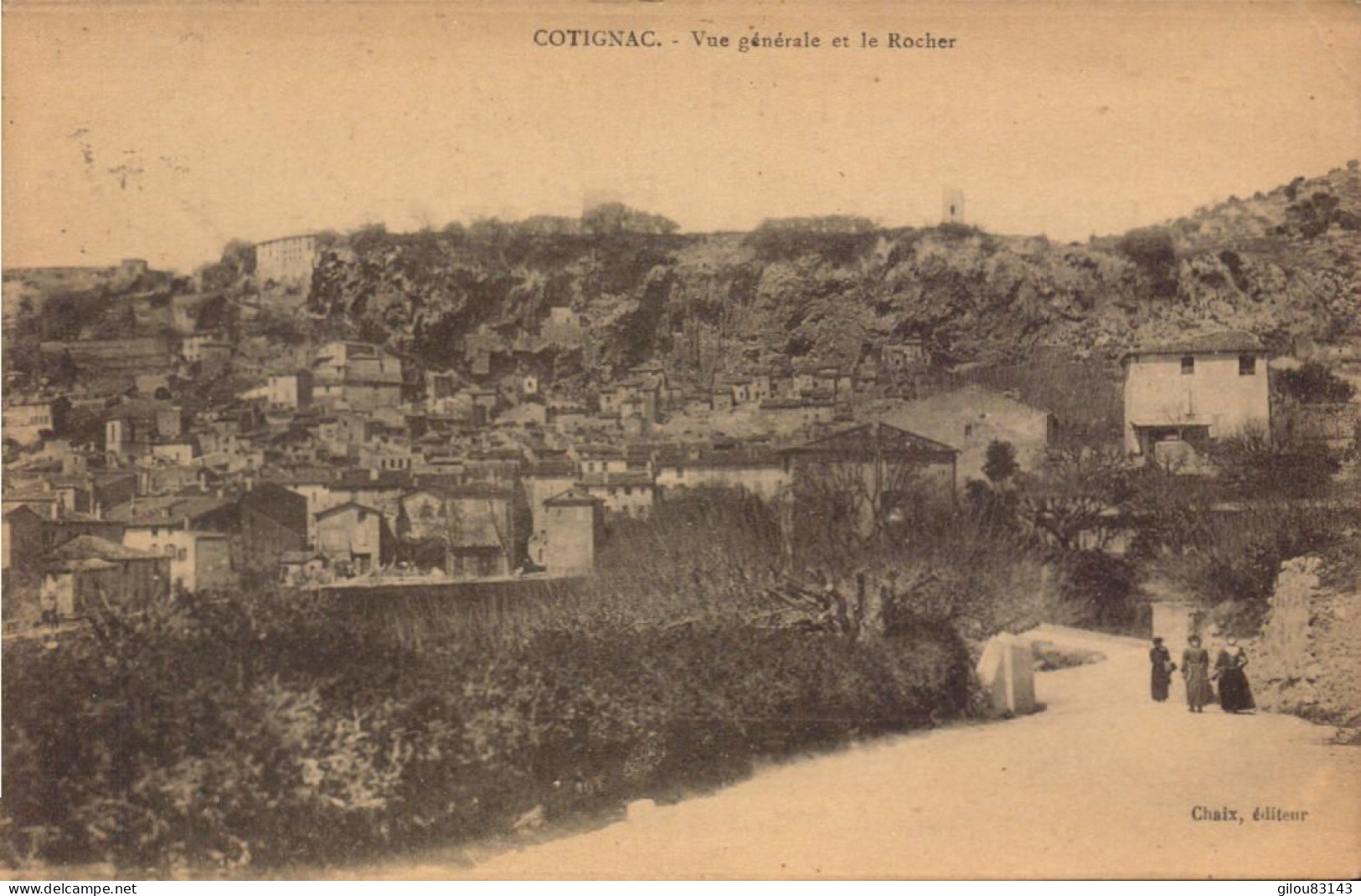 Var, Cotignac, Vue Generale Et Le Rocher - Cotignac