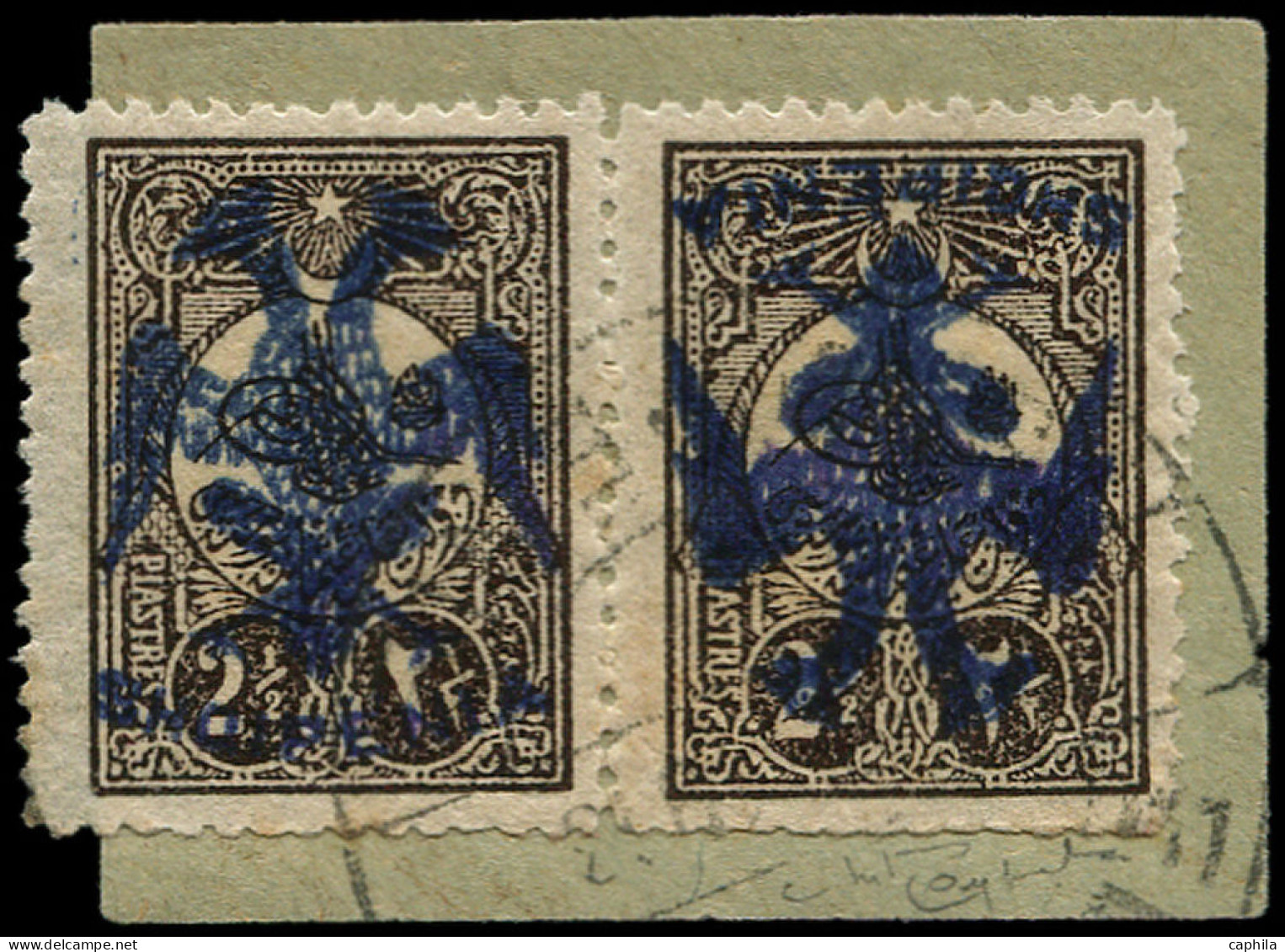 O ALBANIE - Poste - 11, Surcharge Bleue, Exceptionnelle Paire Sur Petit Fragment, 1 Exemplaire Surcharge Renversée Forma - Albanien