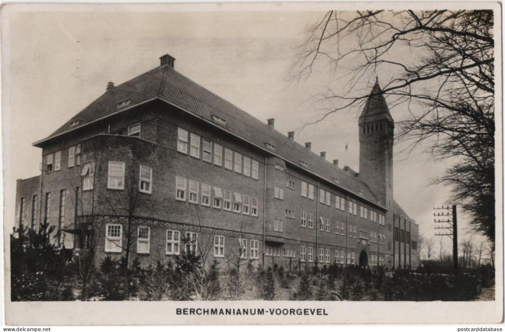Nijmegen - Berchmanianum Voorgevel - & Architecture - Nijmegen