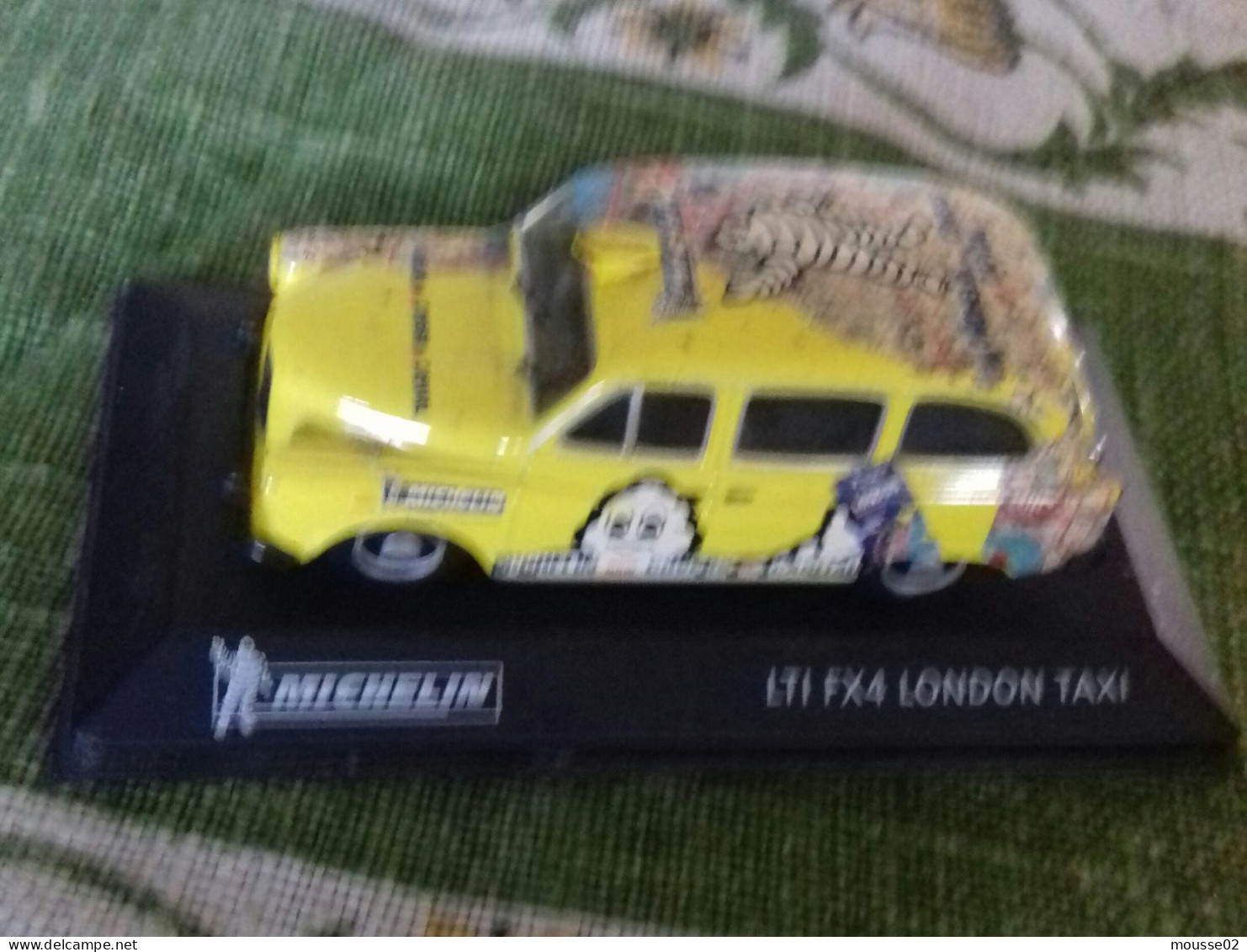 LTI FX4 LONDON TAXI "MICHELIN" 1/43 IXO Occasion TBE - Ixo