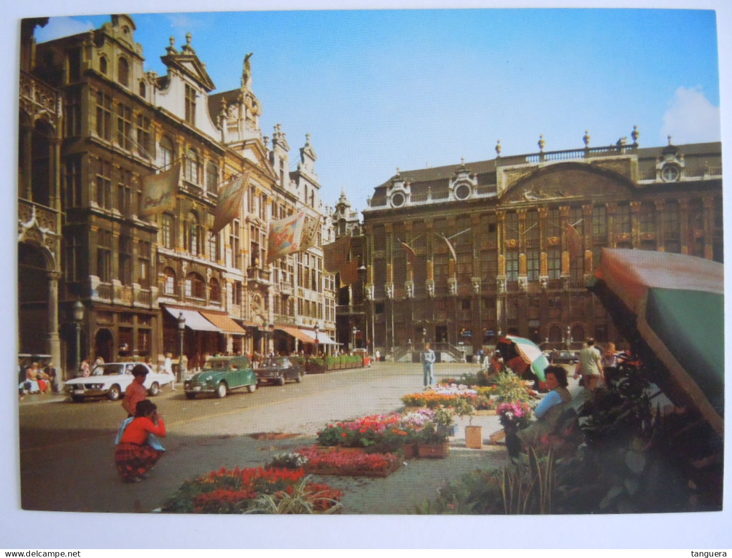 Bruxelles Brussel Grand'place Grote Markt Marché De Fleurs Bloemenmarkt Auto 2 CV Edition Le Berrurier 168 - Markten