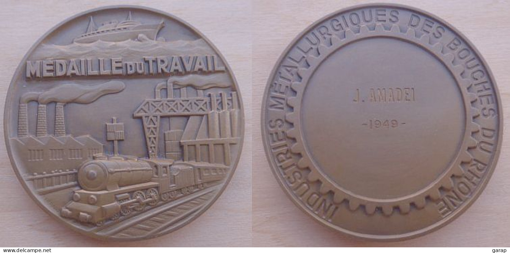 DA-018 Médaille Bronze,signée Bérard Industries Métallurgiques Des Bouches Du Rhône 1949 - Andere Geräte