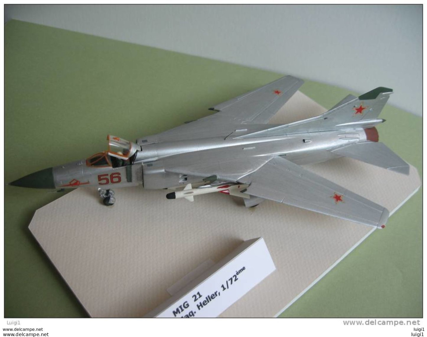 Maquette Plastique  HELLER " Avion Militaire MIG 21 ", Montée Au 72ème - Ailes à Géométrie Variable. Très Détaillée.TB. - Avions