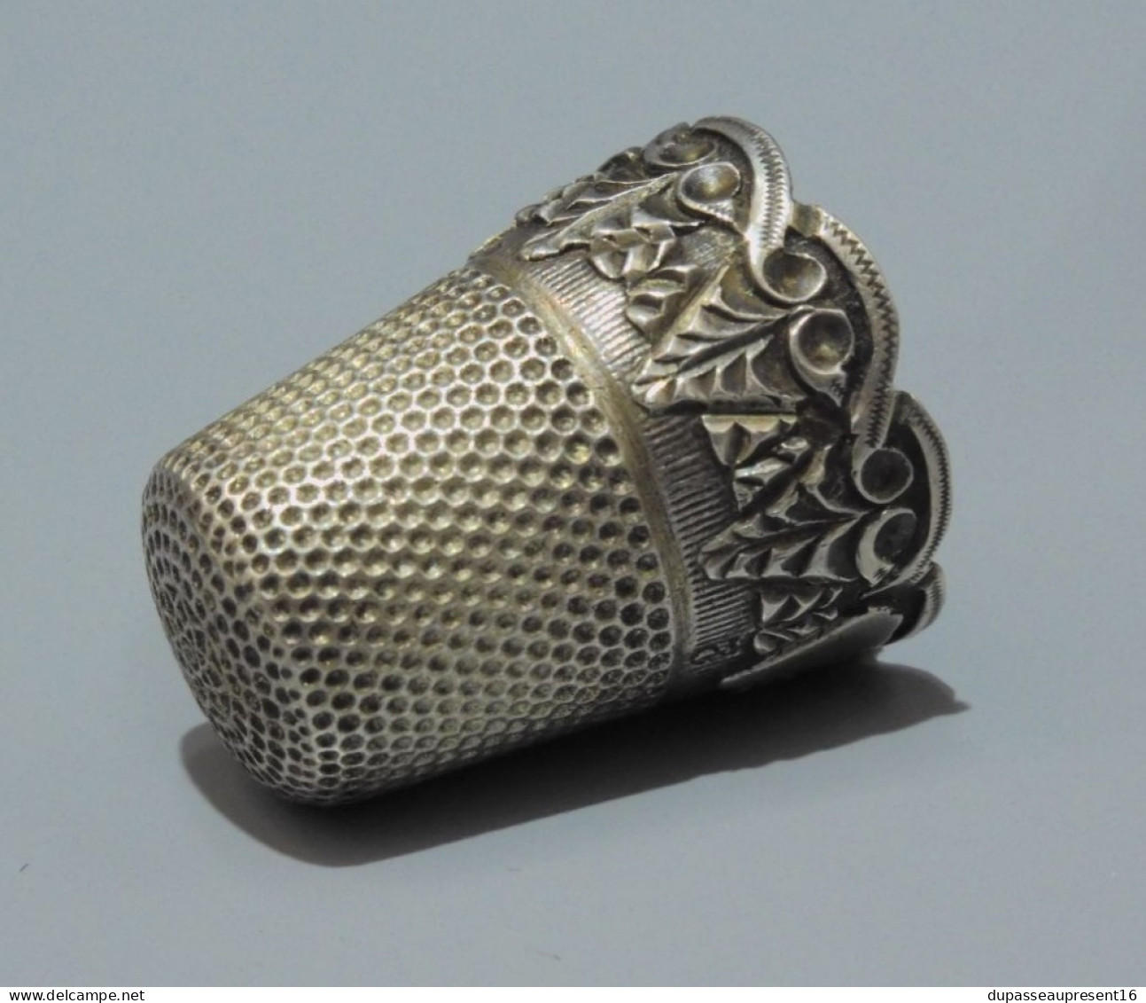 -ANCIEN Dé A COUDRE ARGENT MASSIF Poinçon Charançon COLLECTION COUTURE BRODER     E - Thimbles