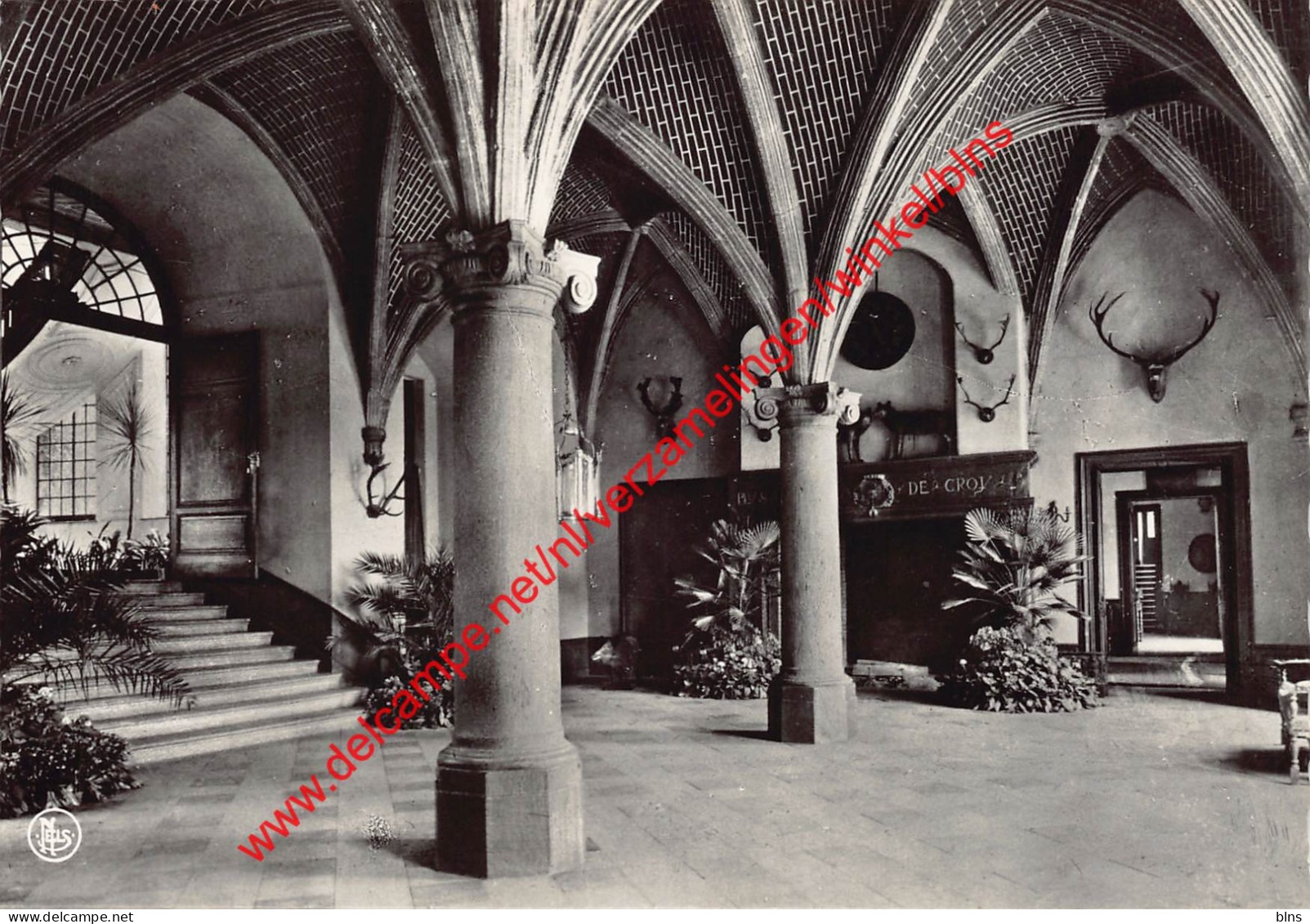 Château Du Roeulx à S.A.S. Mgr Le Prince De Croy-Solre - Le Vestibule - Le Roeulx - Le Roeulx