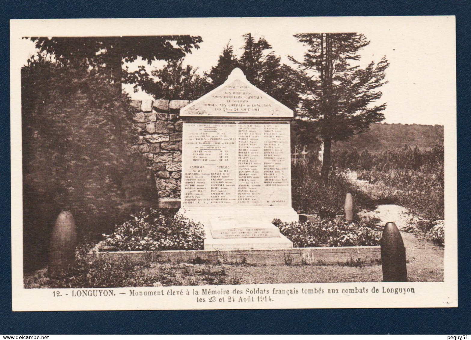 54. Longuyon. Monument à La Mémoire Des Officiers Et Soldats Tombés Le 23 - 24 Août 1914. Cimetière Français. R.Mazelle - Longuyon