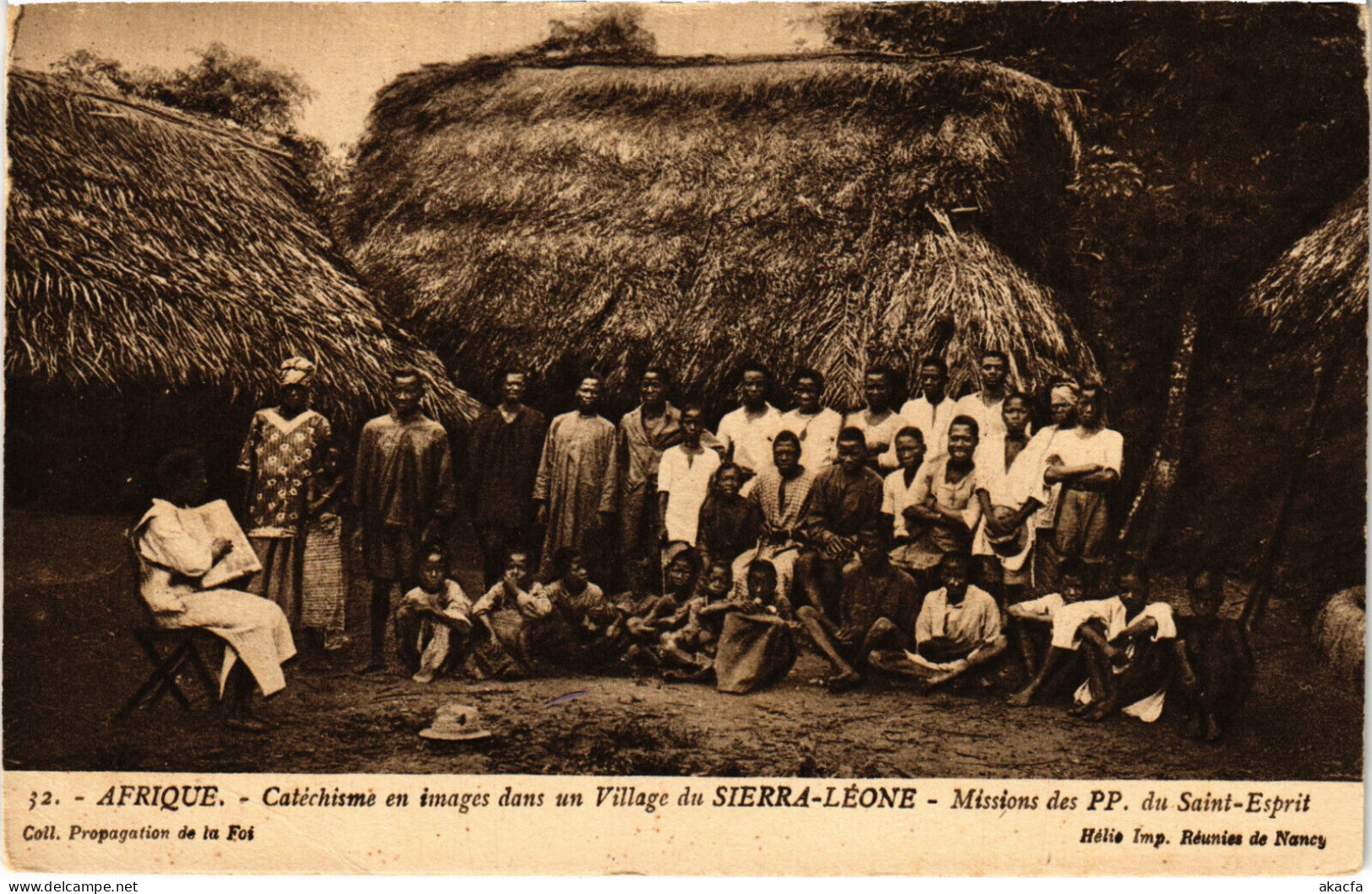 PC SIERRA LEONE, CATÉCHISME EN IMAGES DANS UN VILLAGE, Vintage Postcard (b49947) - Sierra Leone