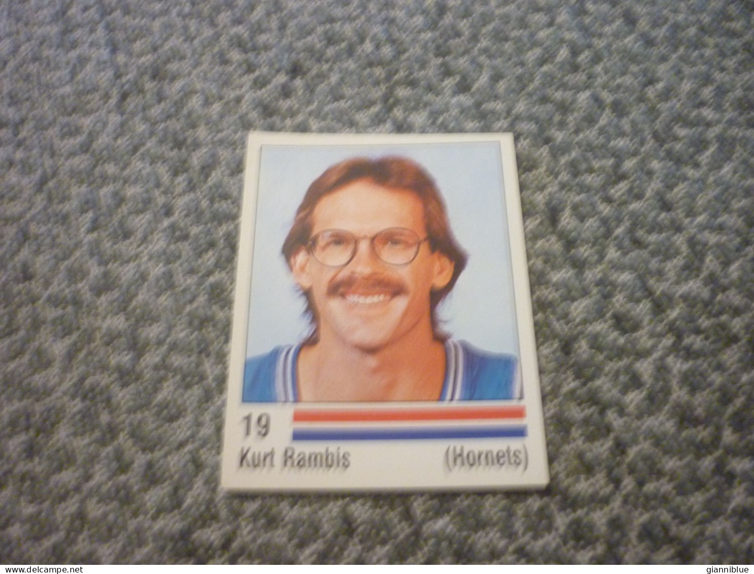 Kurt Rambis Charlotte Hornets NBA '89 Panini VHTF Spanish Edition Basketball Sticker #19 - 1980-1989