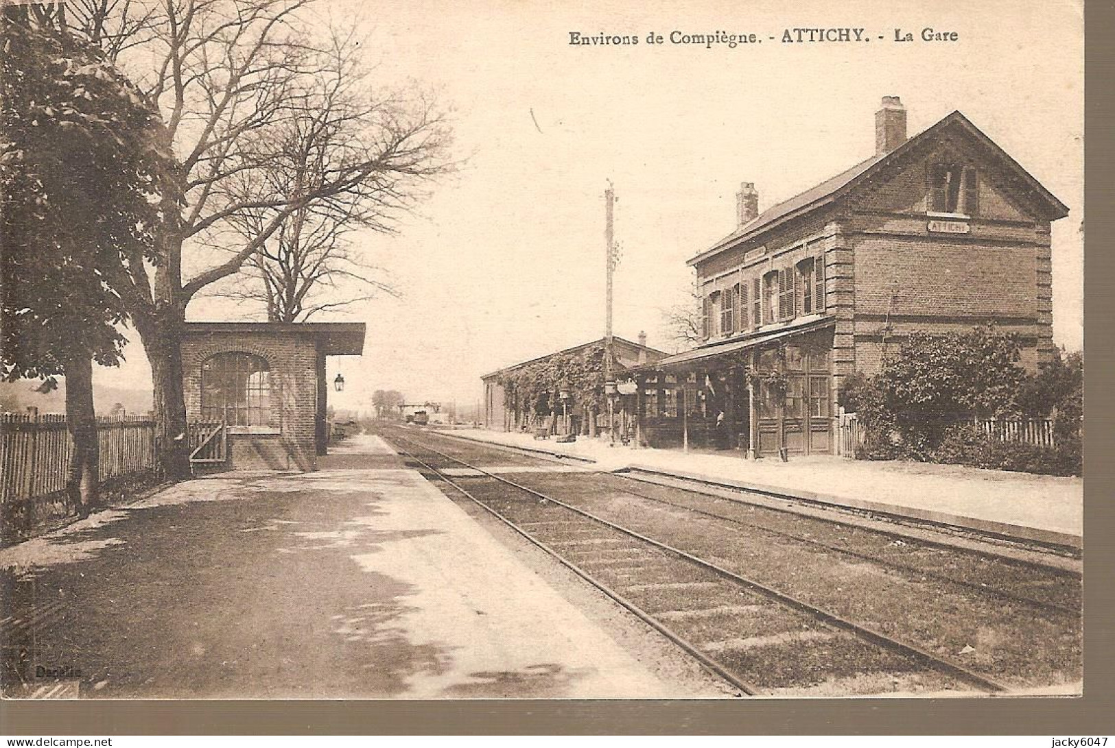 60  Attichy (oise)  La Gare - Attichy