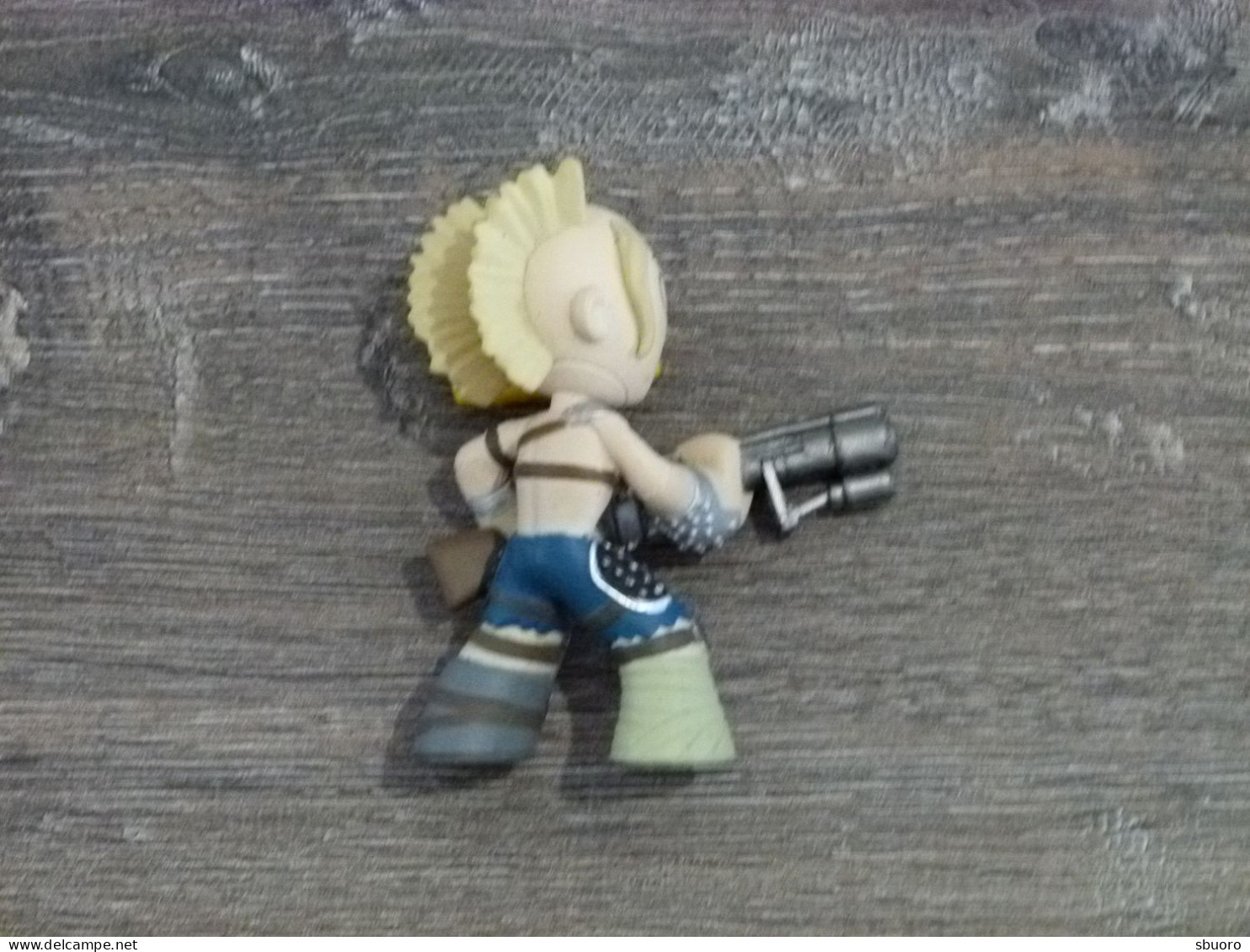 Figurine Funko Mystery Mini Fallout 3 Seule (sans Boîte Ou Quoi Que Ce Soit D'autre) Female Raider. Punkette Arme Guerre - Videogiochi