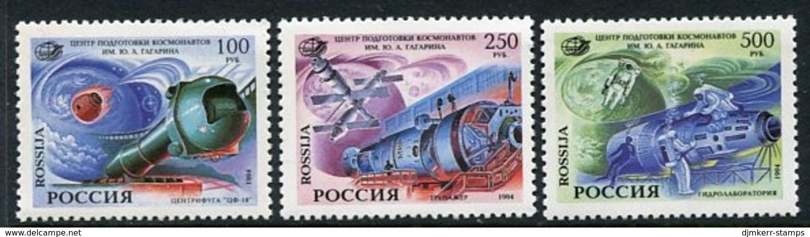 RUSSIA 1994 Space: Gagarin Training Centre MNH / **.  Michel 377-79 - Neufs