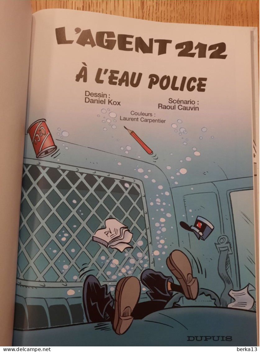 L'agent 212 N°26 A L'eau Police 2007 - Agent 212, L'