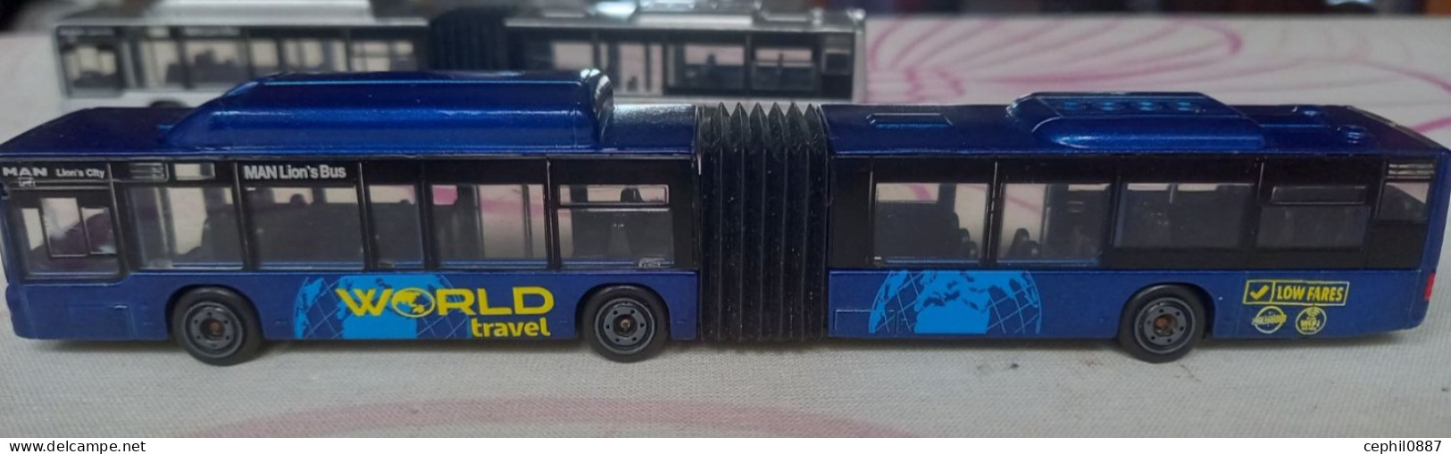 MAJORETTE: Double Bus MAN WORLD TRAVEL 1/110 - Autocarri, Autobus E Costruzione