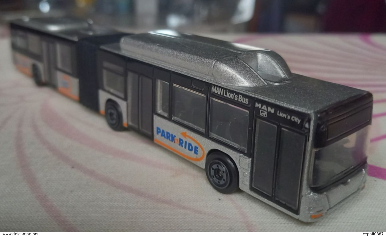 MAJORETTE: Double Bus MAN PARK & RIDE 1/110 - Camiones, Buses Y Construcción