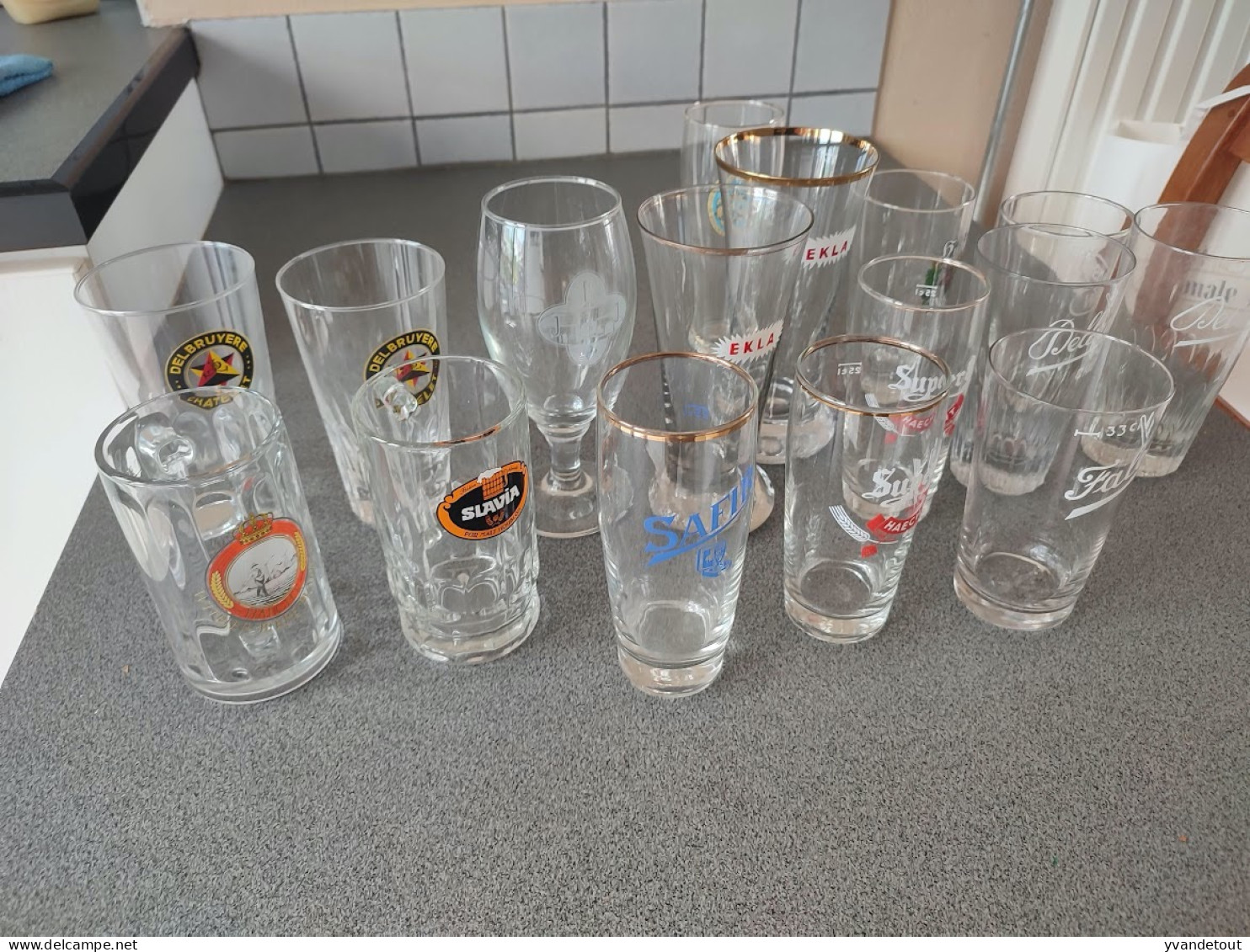 Lot De Verres. Bière. Delbruyère, Faleau, Haecht, Safir, Ekla, Hirch, Wielemens, Slavia, J.B.BJ, Brasserie. Dinant - Bicchieri