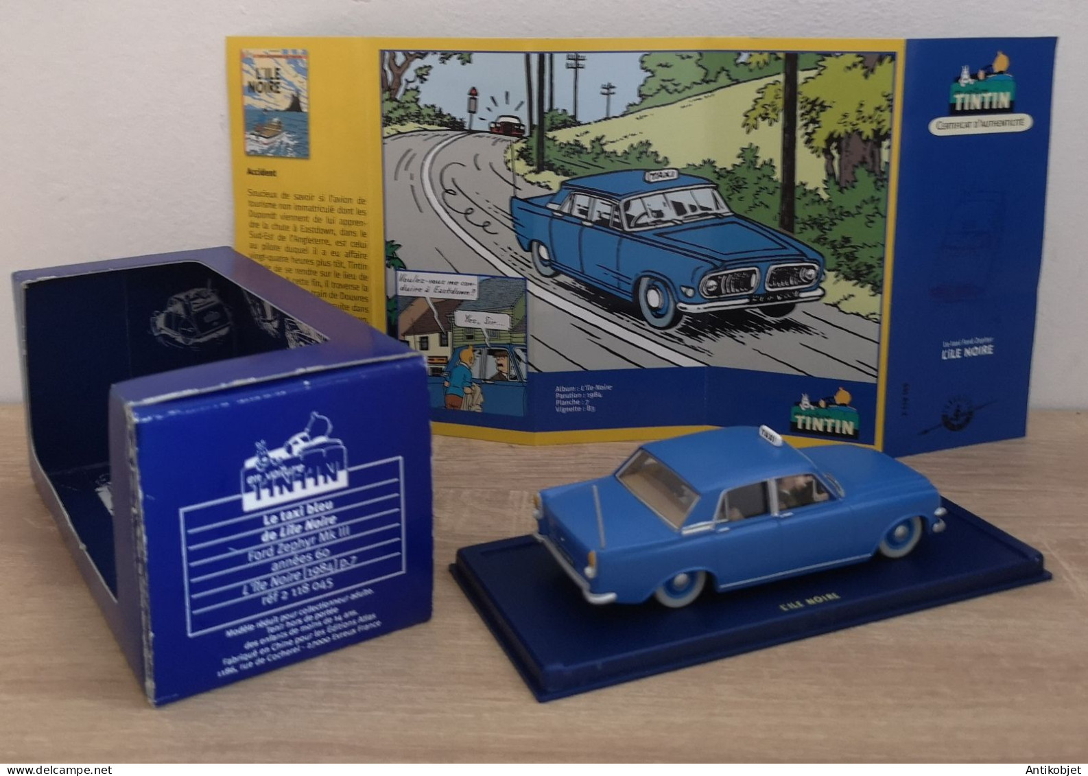 Tintin L'î�le Noire Taxi Bleu Ford Zephyr MK III 1960 Atlas 1:43 - Norev