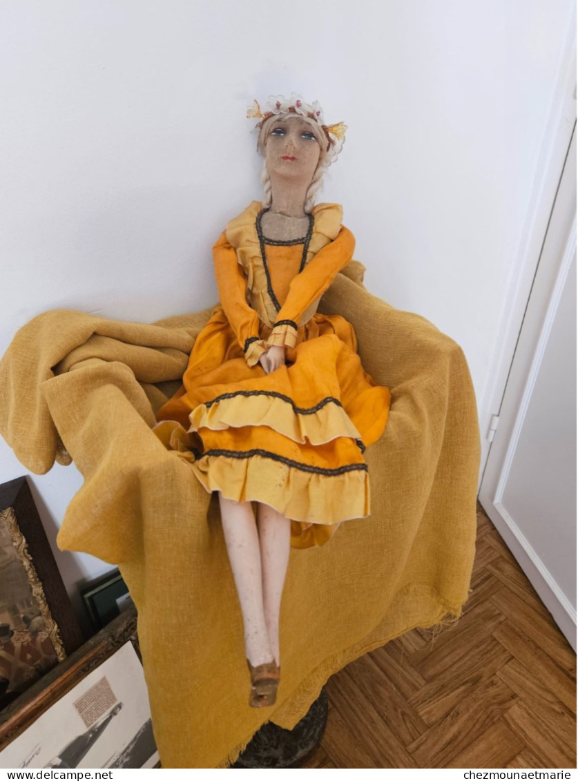 POUPEE ANCIENNE DE SALON BOUDOIR ANNEES 1920 TAILLE 84 CM DOLL - Dolls