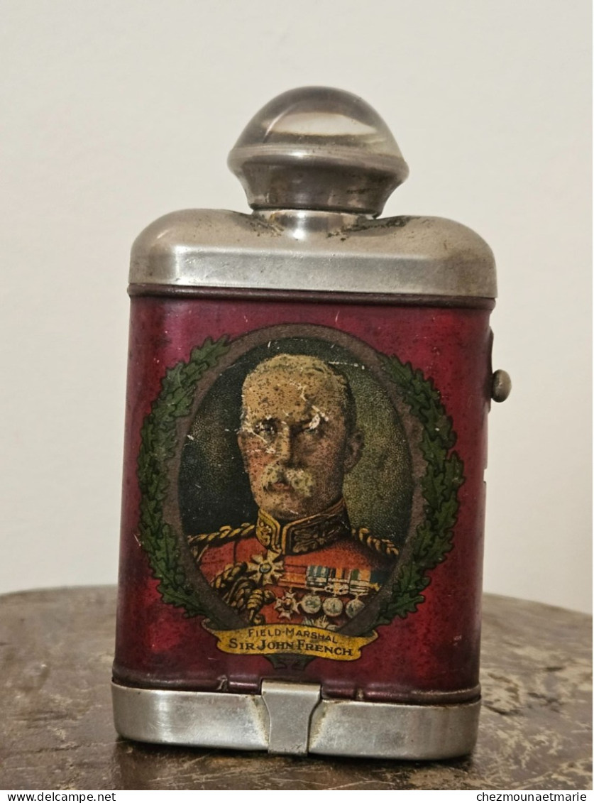 WWI LAMPE DE POCHE ANCIENNE FIELD MARSHAL SIR JOHN FRENCH MARQUE BRITISH TEC - Equipement