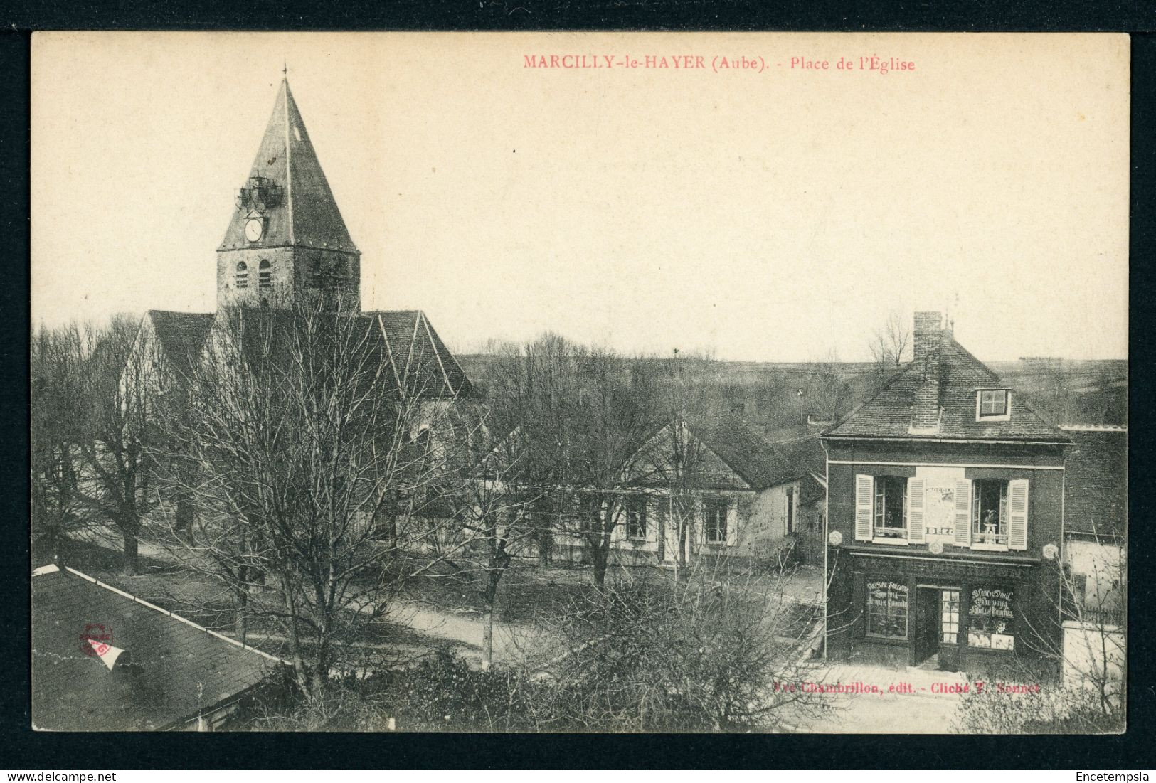 CPA - Carte Postale - France - Marcilly Le Hayer - Place De L'Eglise (CP23690) - Marcilly