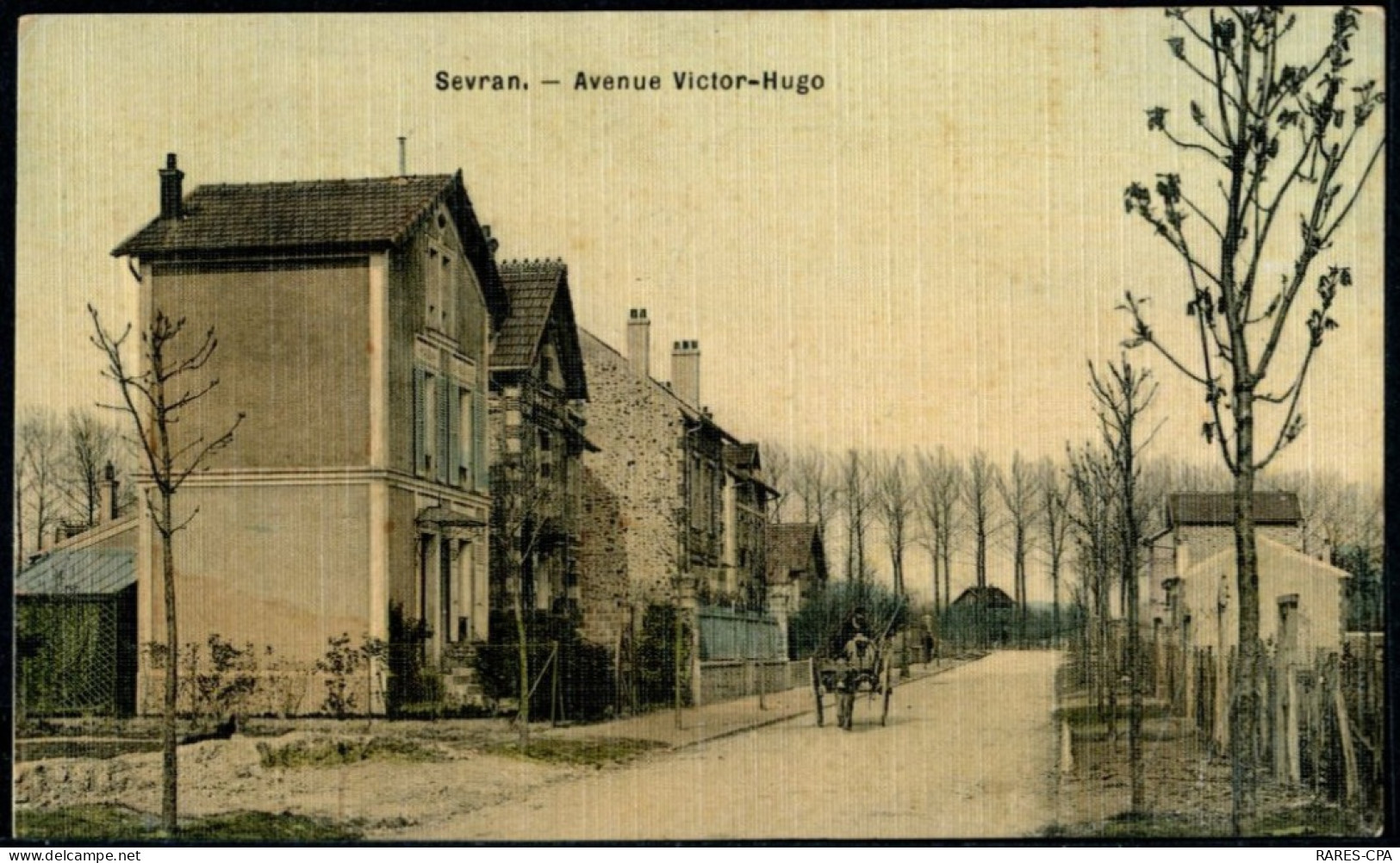 93 SEVRAN - AVENUE VICTOR HUGO - TOILEE / COULEURS - SUPBERBE - Sevran