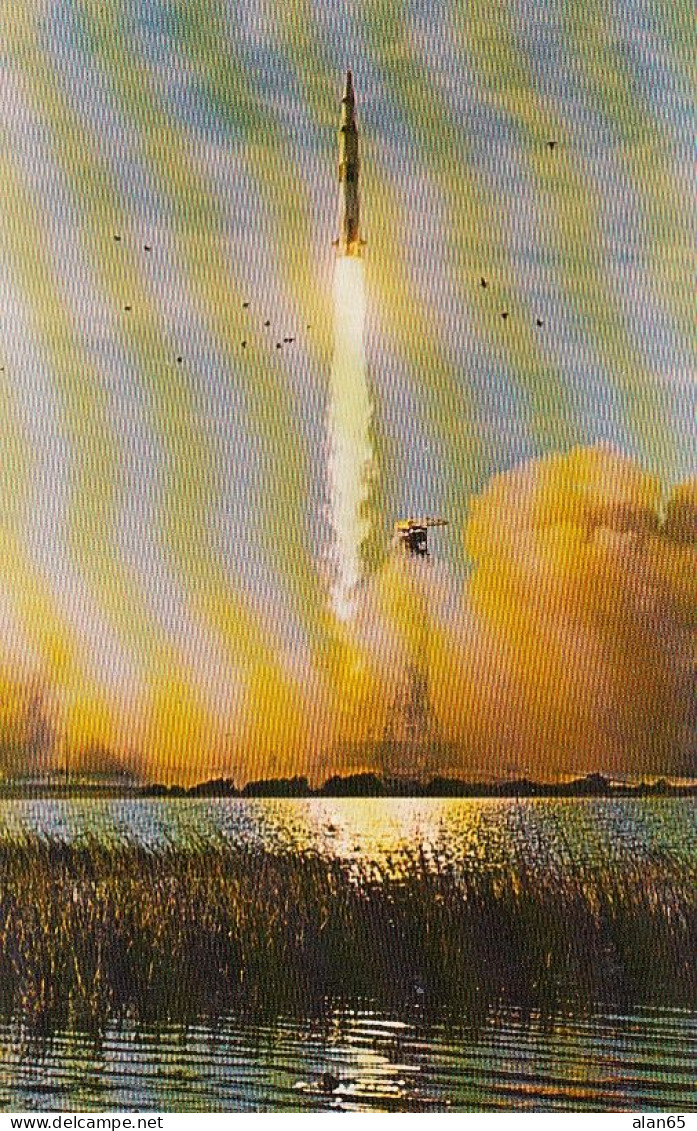 Apollo 8 Rocket Launch, Saturn V At Kennedy Space Center, C1960s Vintage Postcard - Espace