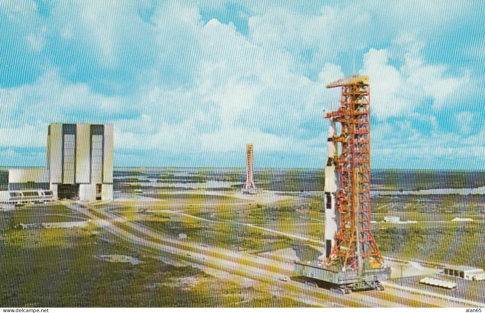 Apollo 4 Rocket Saturn V On Moving Launch Pad At JFK Space Center, C1960s Vintage Postcard - Espace