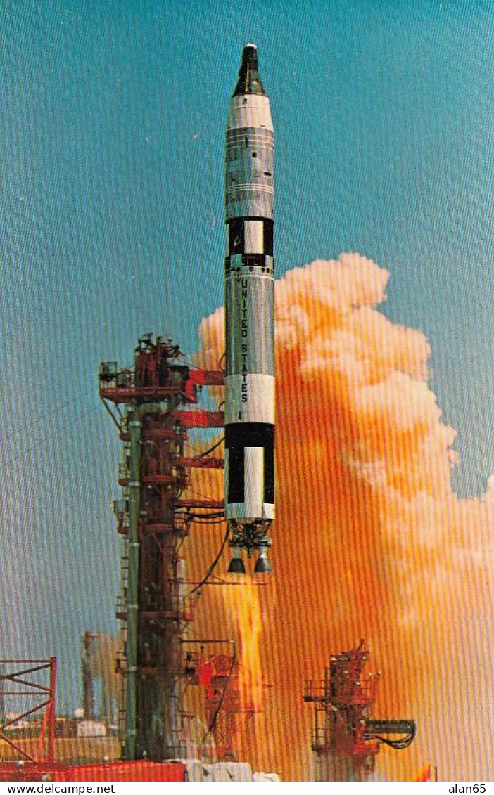 Gemini-Titan 4 Rocket Launch Astronauts McDivitt And White, Kennedy Space Center C1960s Vintage Postcard - Espace