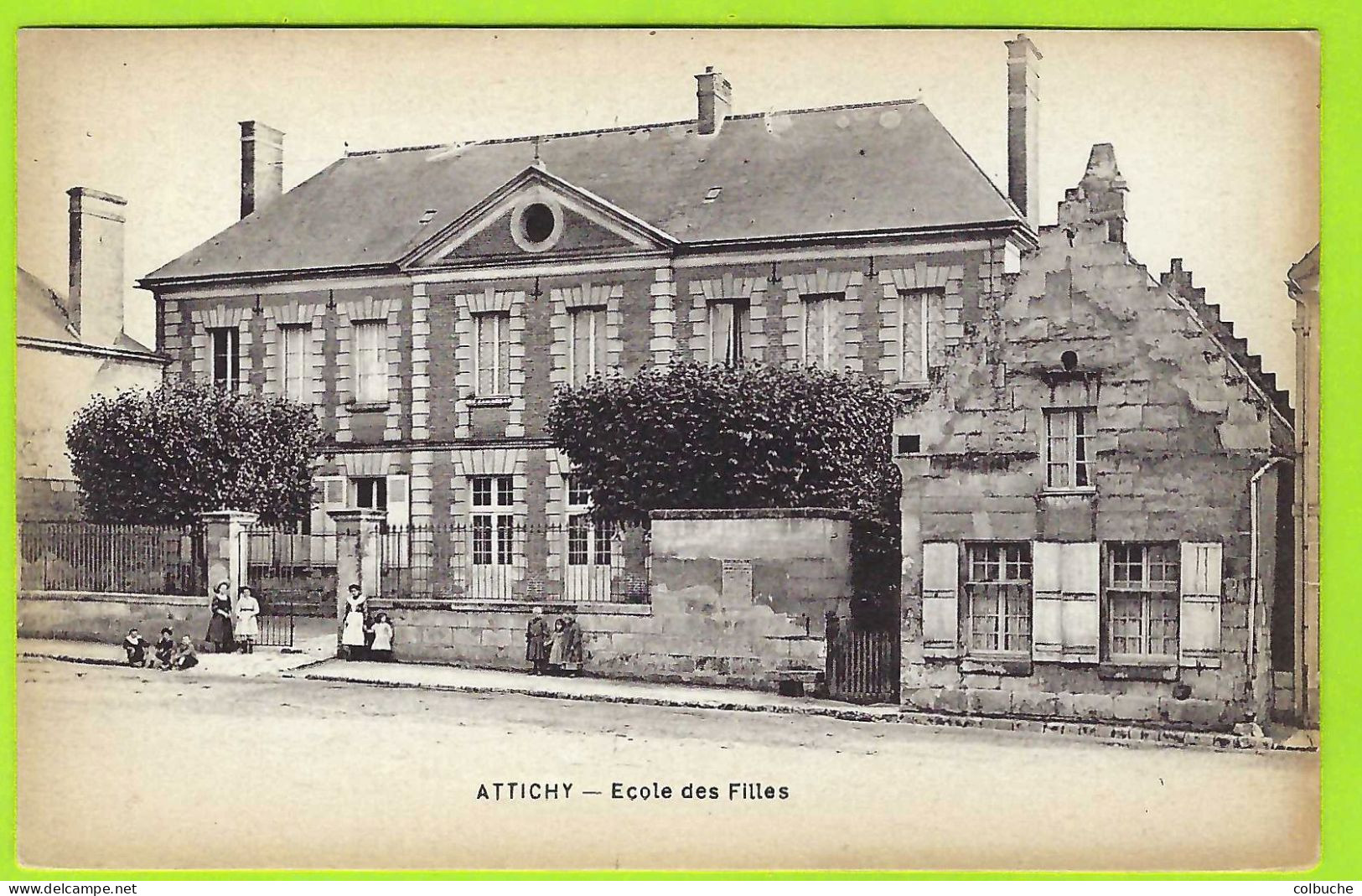 60 - ATTICHY +++ Ecole Des Filles +++ - Attichy