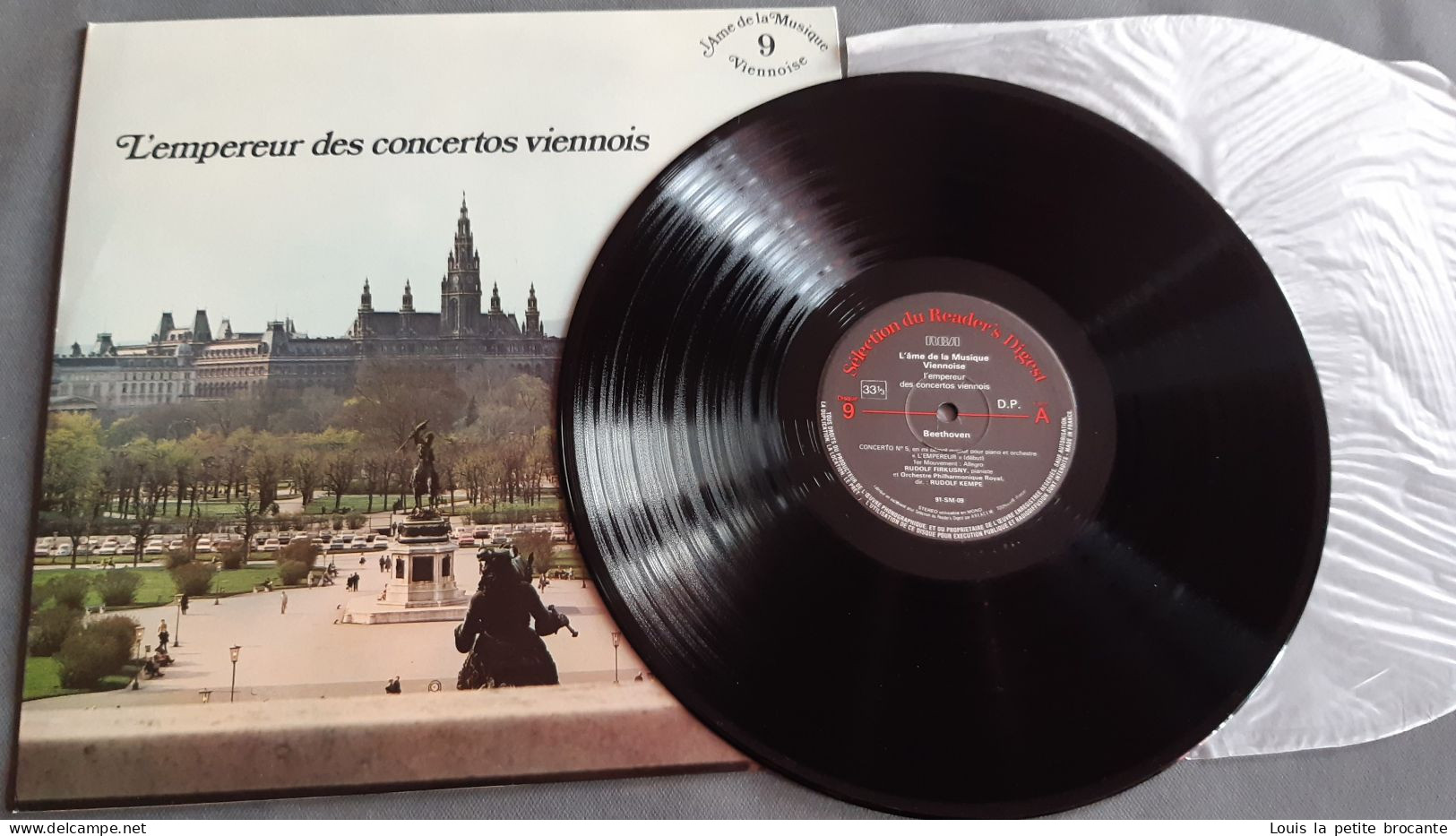 Coffret de 12 disques vinyles "L'Ame de la Musique Viennoise", 33 tours stéréo. RCA, Sélection du Reader's Digest 1978.