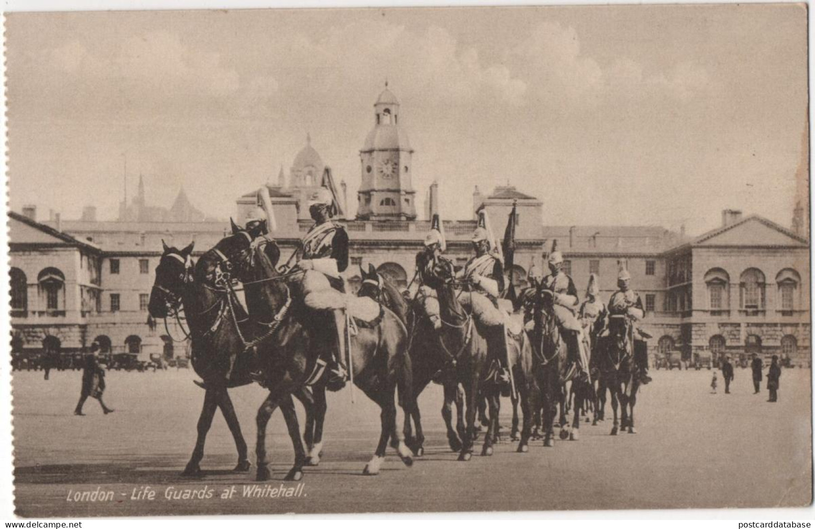 London - Life Guards At Whitehall - & Horse - London Suburbs