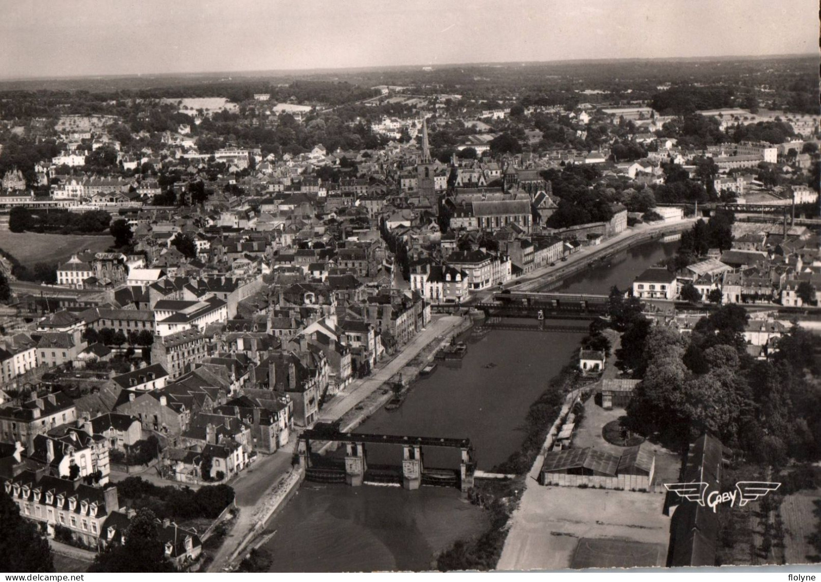 Redon - Vue Aérienne D'ensemble Et Les Nouveaux Ponts - Redon