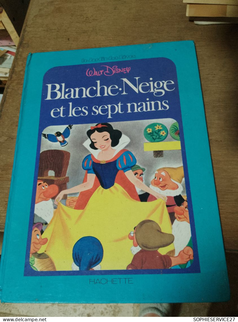 136 // Blanche- Neige Et Les Sept Nains 1973 - Disney