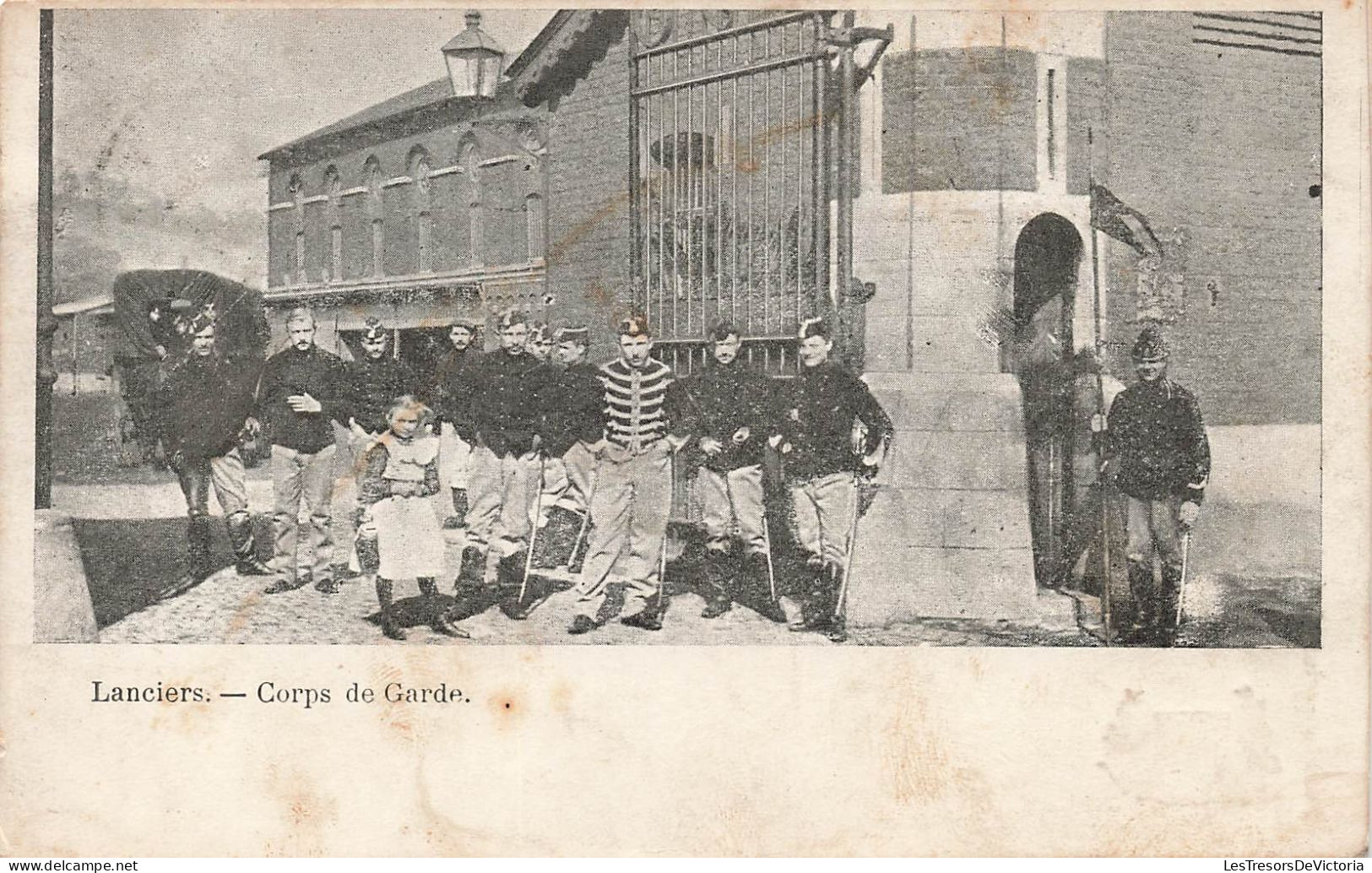 CARTE PHOTO - Lanciers - Corps De Garde - Carte Postale Ancienne - Photographs
