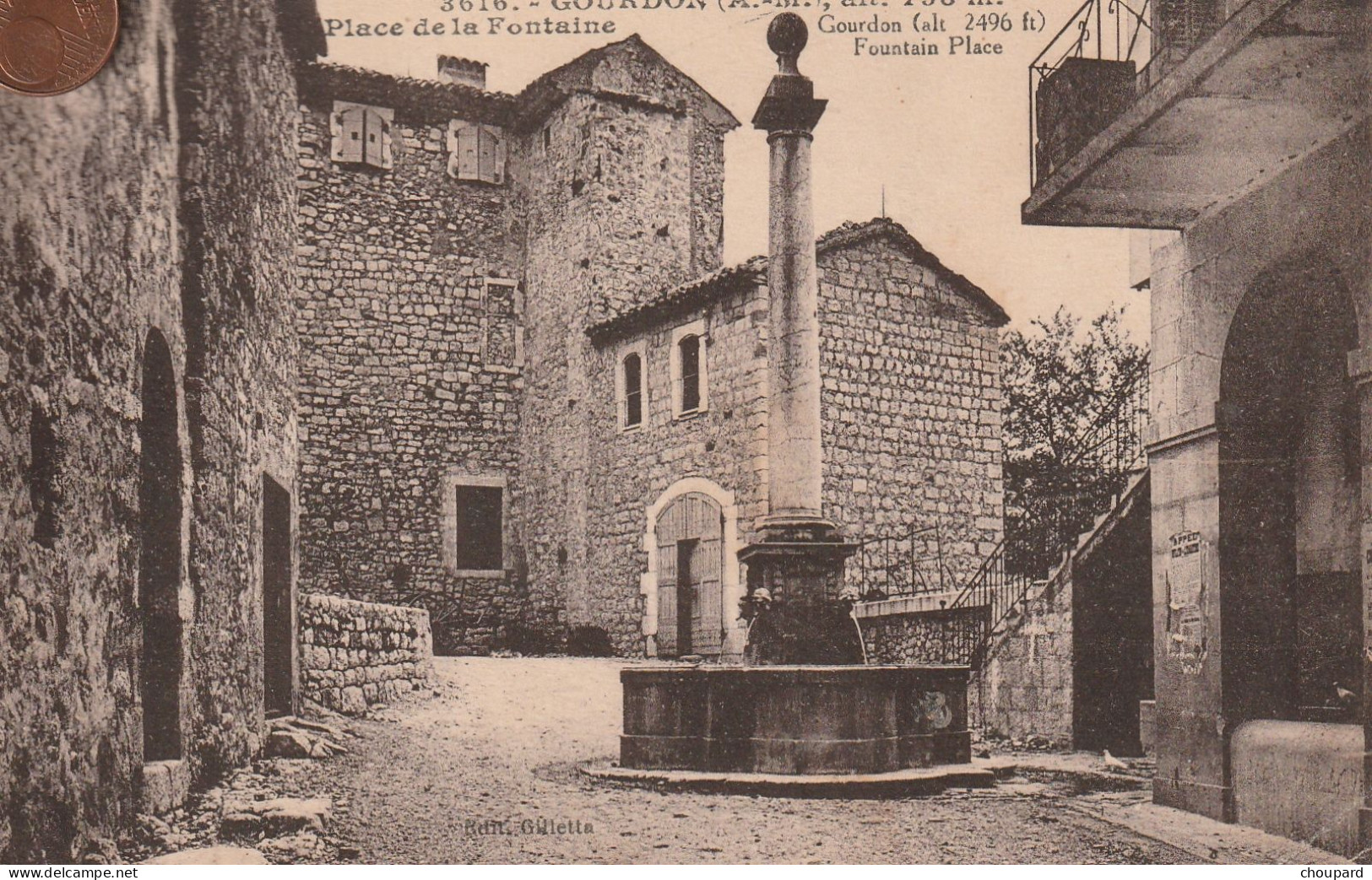 06 - Carte Postale Ancienne De GOURDON    Place De La Fontaine - Gourdon