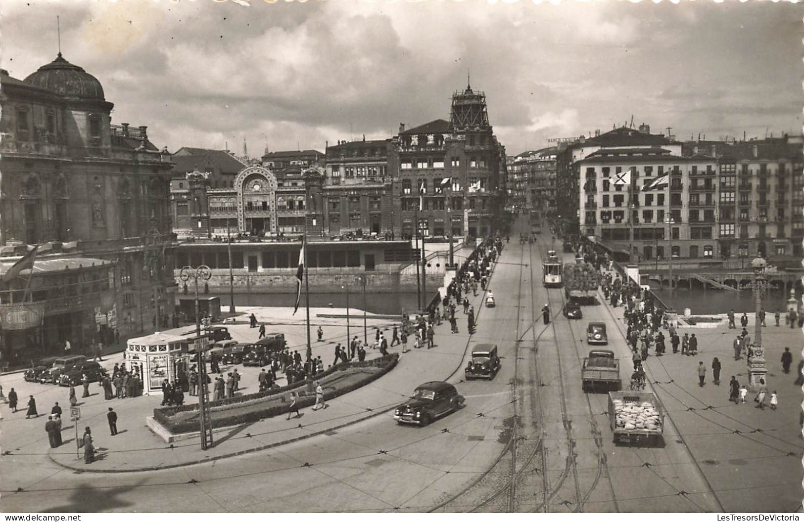 ESPAGNE - Bilbao - Plaza De Arriaga Y Puente De La Victoria  -  Carte Postale Ancienne - Other & Unclassified