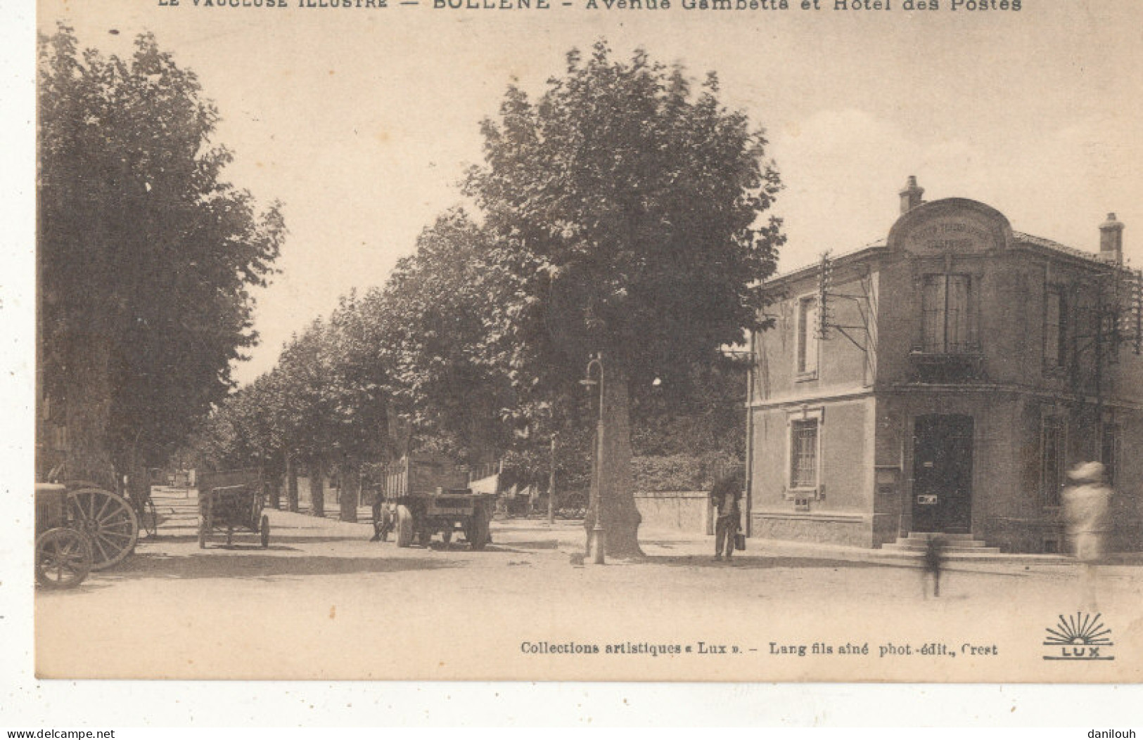 84 // BOLLENE   Avenue Cambetta Et Hotel Des Postes  - Bollene