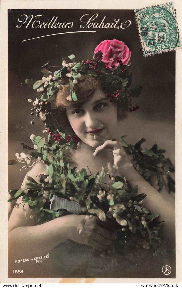 FÊTES ET VOEUX - Meilleurs Souhaits - Une Fille Ornée De Muguets Et De Houx - Colorisé - Carte Postale Ancienne - Otros & Sin Clasificación