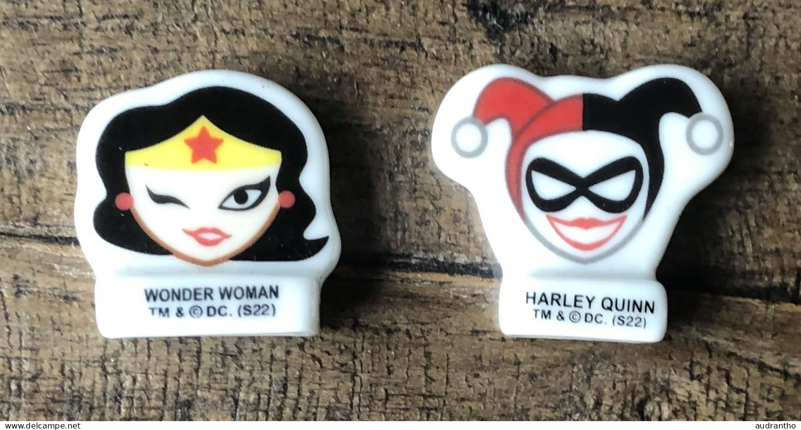 2 Fèves - Wonder Woman Et Harley Quinn - TM & DC - DC Comics - BD