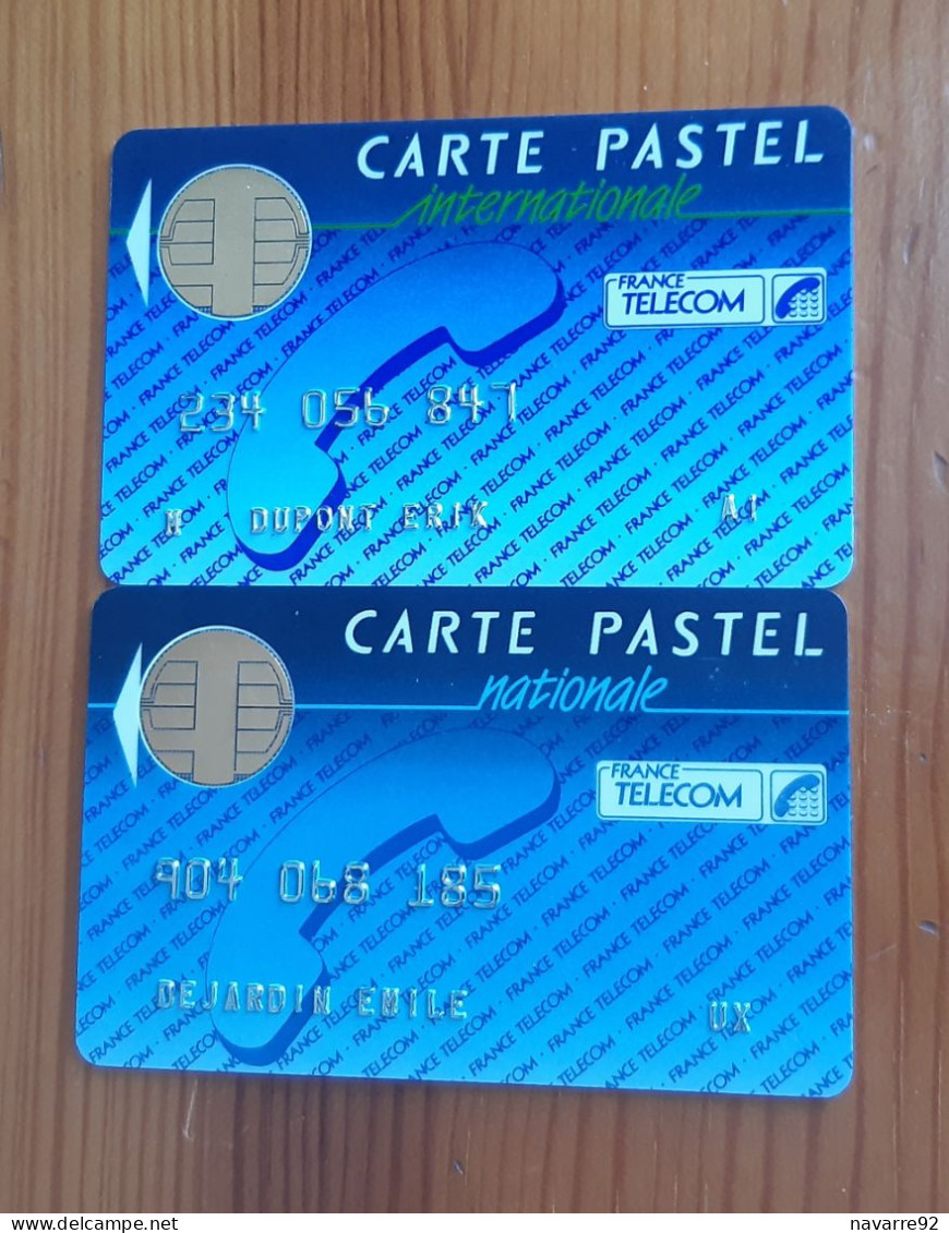 PAIRE ANCIENNES CARTES PASTEL PUCES BULL FRANCE TELECOM B.E !!! - Other & Unclassified