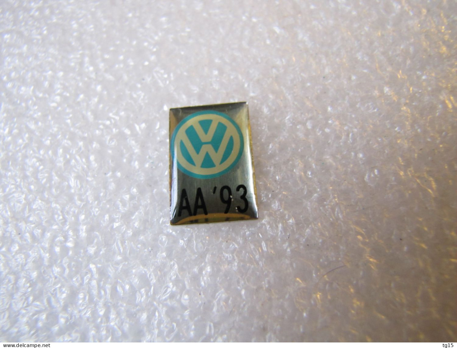 PIN'S   VOLKSWAGEN  IAA 93 - Volkswagen