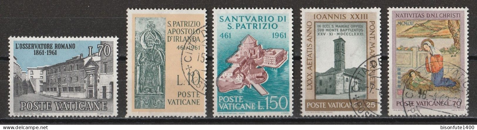 Vatican 1961 : Timbres Yvert & Tellier N° 316 - 317 - 321 - 322 - 323 - 329 - 331 - 332 - 336 Et 343 Oblitérés. - Gebraucht