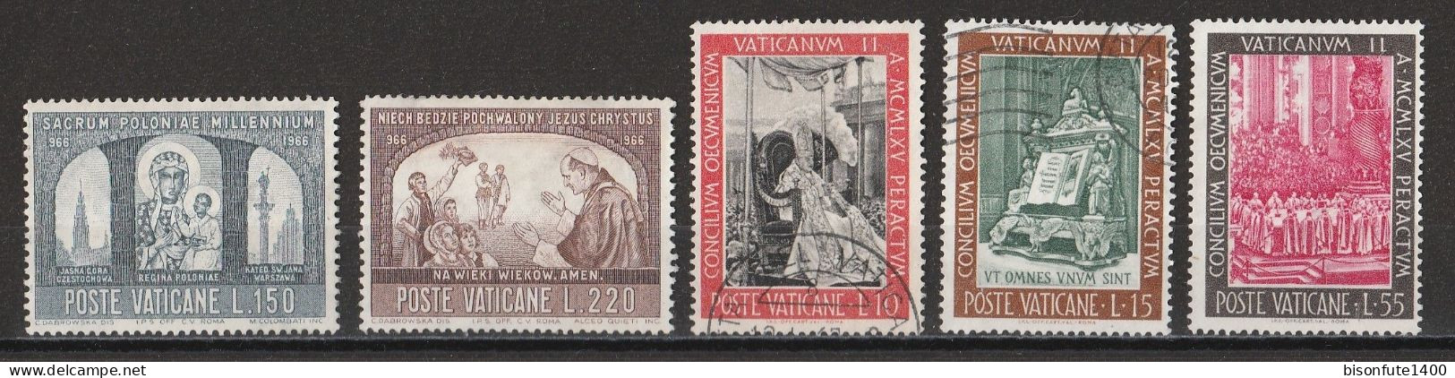 Vatican 1966 : Timbres Yvert & Tellier N° 451 - 452 - 453 - 454 - 455 - 456 - 457 - 458 - 459 - 460 - 461 - 462 -....... - Oblitérés